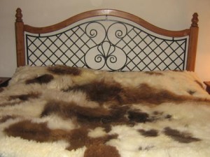 Bedspread made of soft original Peruvian baby alpaca fur