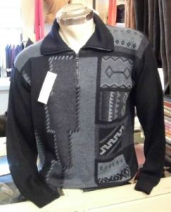 Grauer  Herren Pullover aus 100% Babyalpaka Wolle