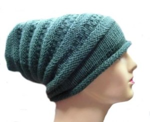 Trendy Strickmuetze aus reiner Alpakawolle, Gruen