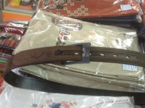 Herren Lederguertel aus echtem Leder mit Inka Motiven. Handgefertigt