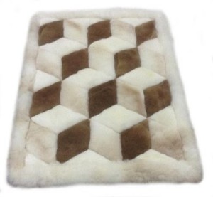 Original peruanischer Alpaka Fellteppich 90 x 60 cm, Wuerfelmuster