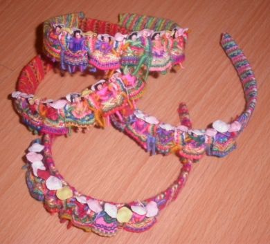 100 girls hairband with Peruvian traditional dress dolls